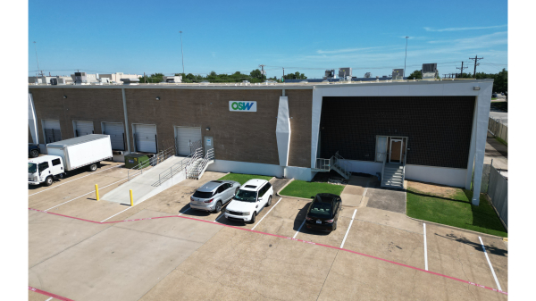 Industrial Property for Lease - 900-906 N Great Southwest Pky, Arlington, Texas, 76011 (2)