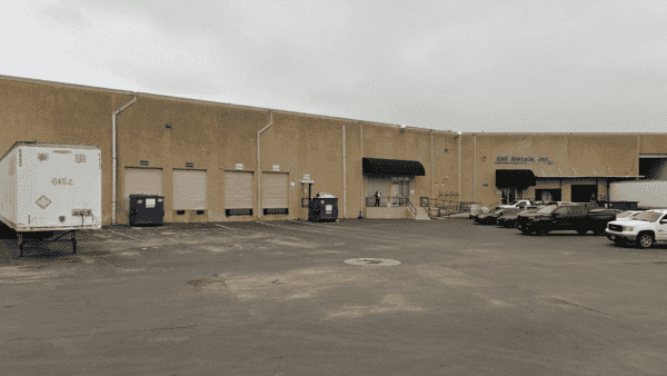 Industrial Space for Lease - 580-586 North Beach Street, Fort Worth, TX, 76111, Suite 586