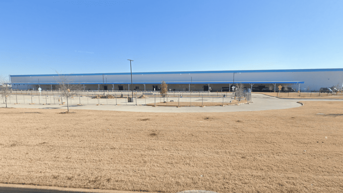Industrial Property for Lease - 10001 South Fwy, Fort Worth, Texas, 76140 (2)