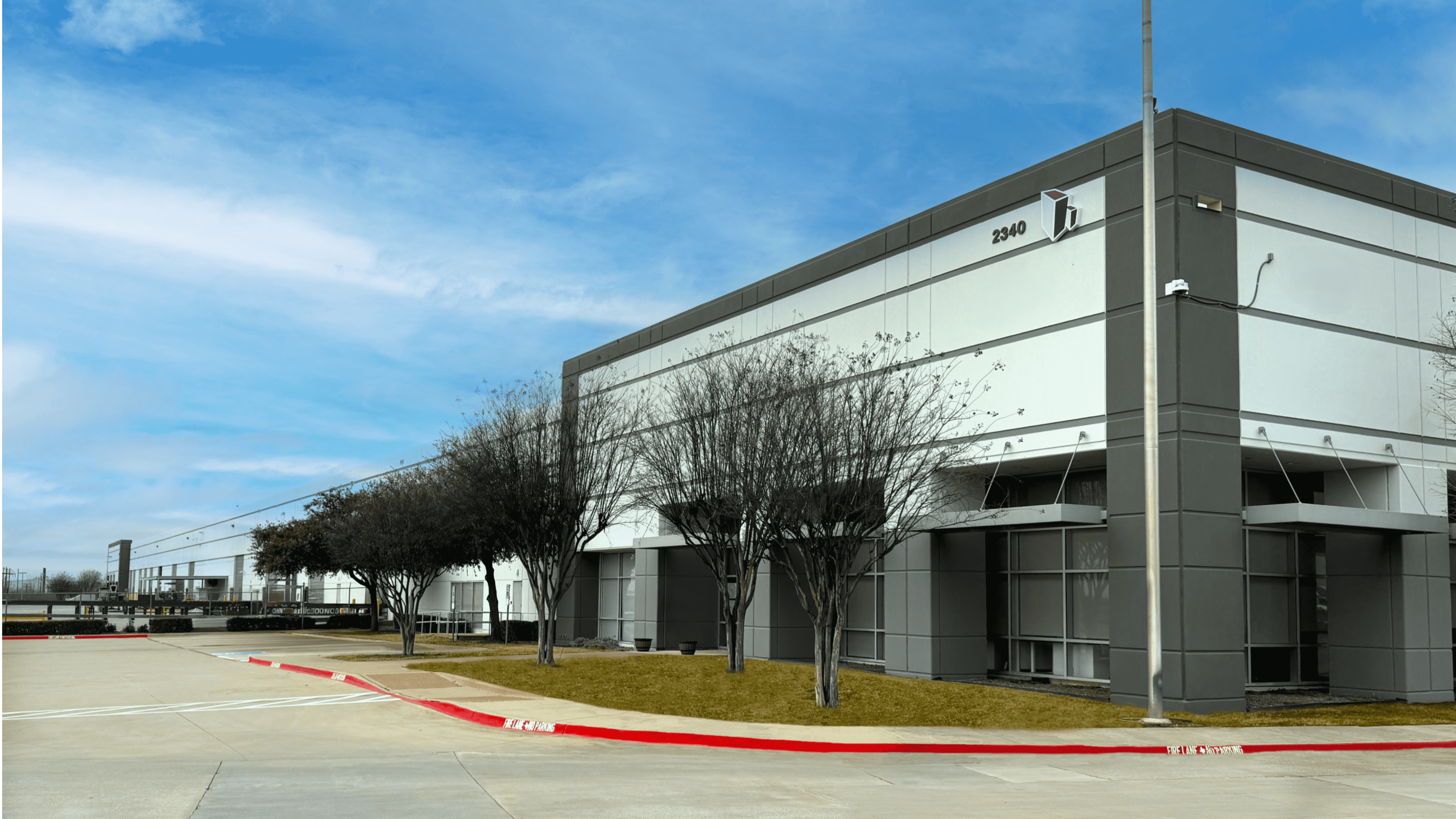 Industrial Space for Lease - 2340 N Stemmons Fwy, Denton, TX, 76027