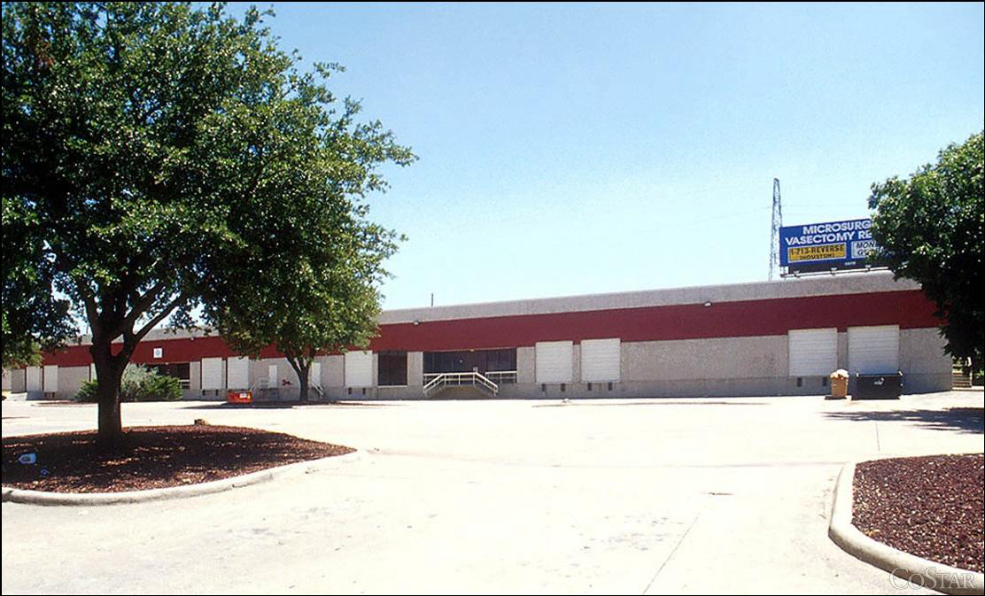 Industrial Property for Lease - 2416 Walnut Ridge St, Dallas, Texas, 75229 (1)