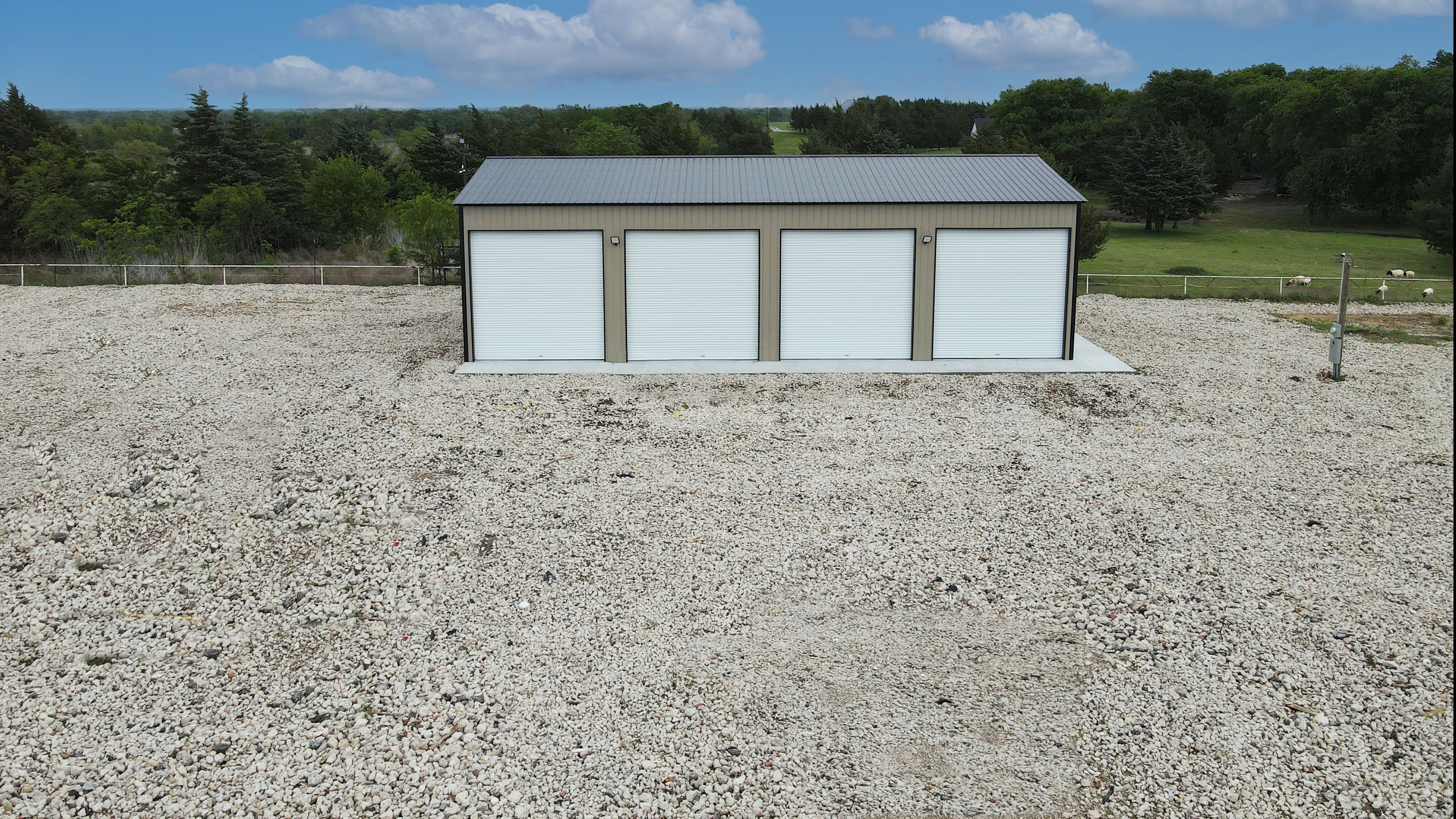 Industrial Property for Lease - 1400 Vetch Rd, Ferris, Texas, 75125 (4)