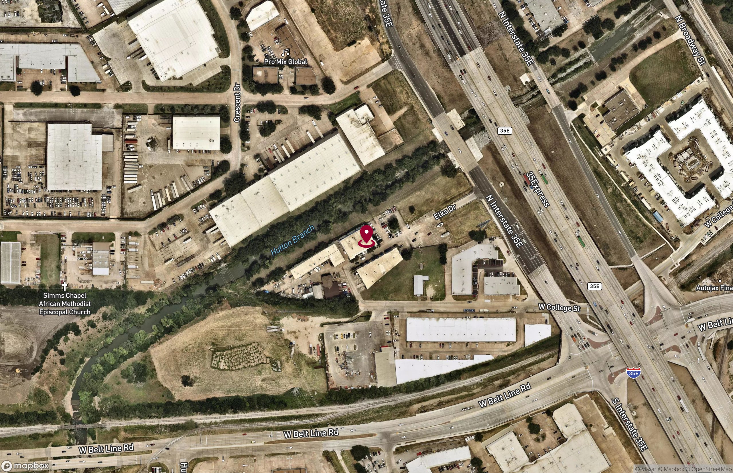 Office Property for Rent - 1039 N Interstate 35E, Northeast Dallas, Texas (2)