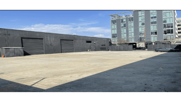 677 Imperial St, Exterior Building Photo - undefined Industrial Property for Lease - 676 Mateo St, Los Angeles, California, 90021 (2)