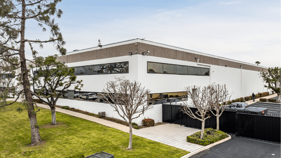 611 S Palmetto Ave, Exterior Building Photo - undefined Industrial Property for Sale - 611 S Palmetto Ave, Ontario, California, 91762 (2)