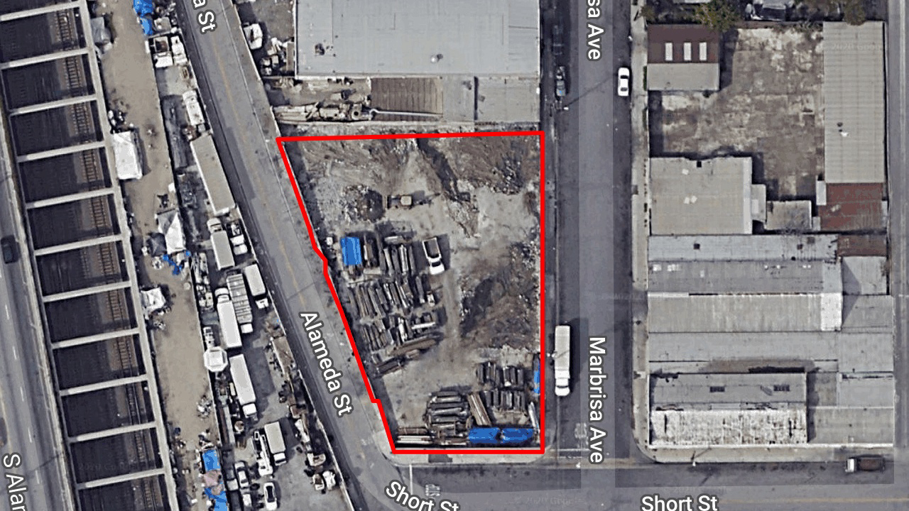 Industrial Property for Lease - 8148 S Alameda St, Huntington Park, California, 90255 (5)