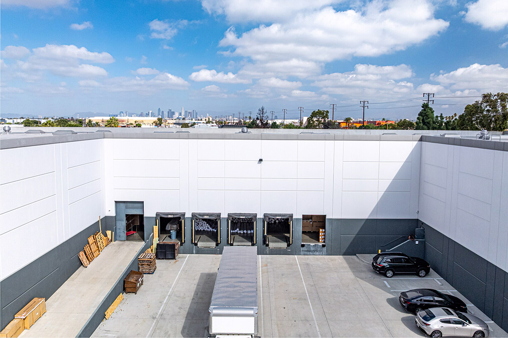 , image/jpeg - 5.jpg Industrial Property for Lease - 6901 S Alameda St, Huntington Park, California, 90255 (6)